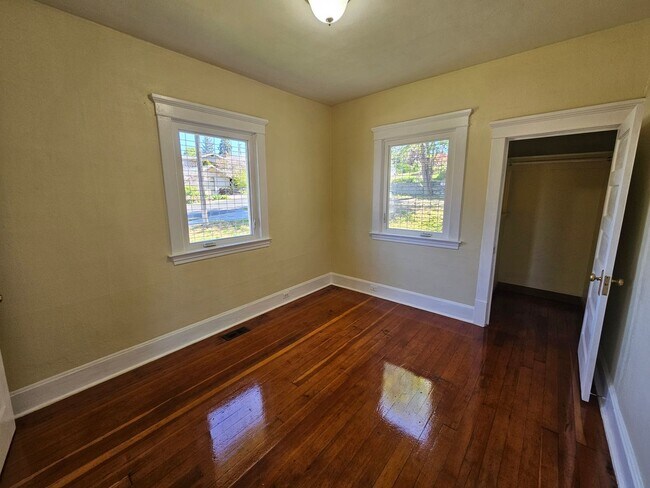 1230 N Madelia St, Unit 1230 N Madelia St. in Spokane, WA - Building Photo - Building Photo