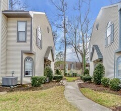 4929 Adelia Dr in Virginia Beach, VA - Building Photo - Building Photo