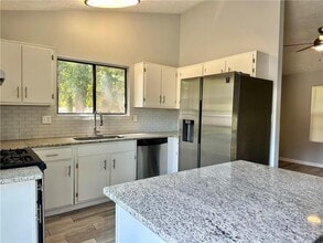 3897 Murdock Ln in Duluth, GA - Building Photo - Building Photo