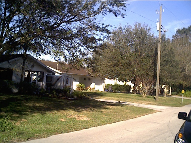 Lake Burrell Duplexes in Lutz, FL - Building Photo - Building Photo