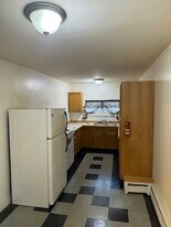 1 Sisson St in Lyons, NY - Building Photo