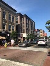 94 Washington St, Unit 26 in Norwalk, CT - Foto de edificio - Building Photo