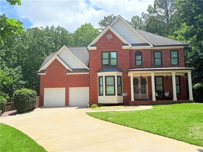 property at 208 Willow View Ct
