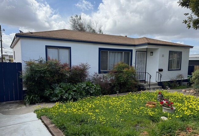 7135 Mohawk St in San Diego, CA - Building Photo - Building Photo