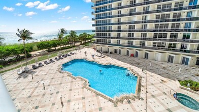 9595 Collins Ave, Unit N9-C in Surfside, FL - Building Photo - Building Photo