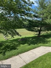 3002 Gramercy Way in Mount Laurel, NJ - Building Photo - Building Photo