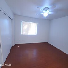 8511 W College Dr in Phoenix, AZ - Building Photo - Building Photo
