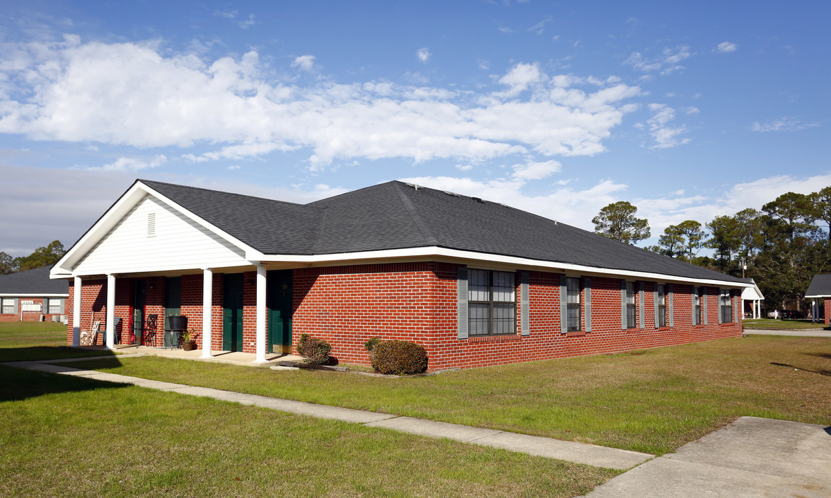 Chancery Square Apartments in Eight Mile, AL - Foto de edificio