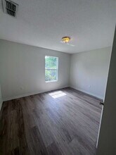 147 Cabana Way in Crestview, FL - Building Photo - Building Photo