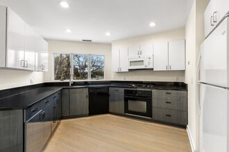 301 S Ridge St in Rye Brook, NY - Building Photo - Building Photo