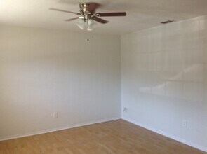 4161 Bluefish Dr SE in St. Petersburg, FL - Building Photo - Building Photo