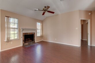 804 Canyon Bend Rd in Pflugerville, TX - Building Photo - Building Photo