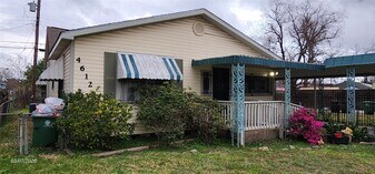4612 Hain St in Houston, TX - Building Photo