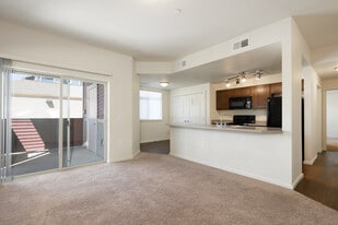 Copper Range in Colorado Springs, CO - Building Photo