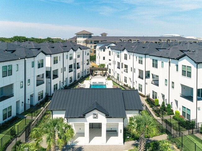 property at 2716G Grand Fountains Dr