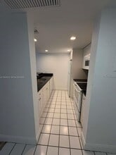 8160 Geneva Ct in Doral, FL - Building Photo - Building Photo