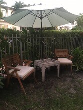 935 10th St, Unit 1 in Miami Beach, FL - Foto de edificio - Building Photo