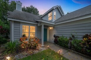 2758 Waymeyer Dr in Orlando, FL - Building Photo