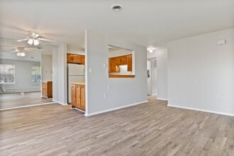 7036 Basswood Rd in Frederick, MD - Building Photo - Building Photo