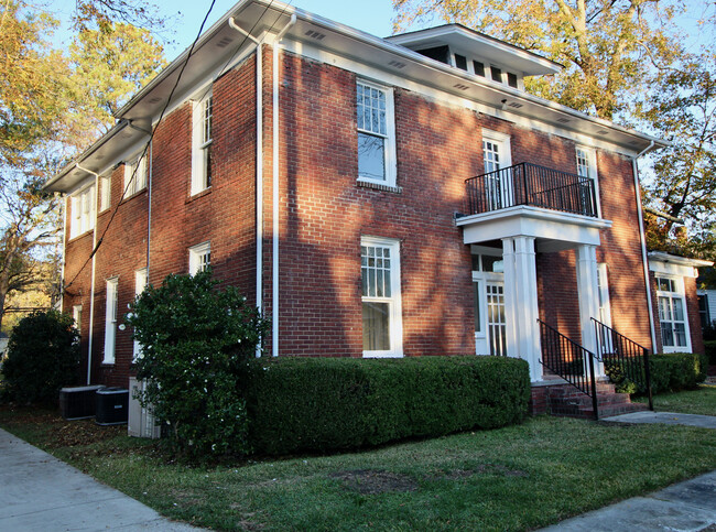 107 Pine St in Chester, SC - Building Photo - Building Photo