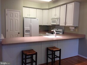 810 Manchester Dr in Maple Glen, PA - Building Photo - Building Photo