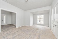 2315 Deutser St photo'