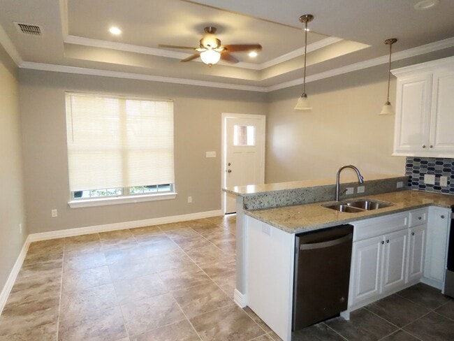 1125 Woodley St in Tyler, TX - Building Photo - Building Photo
