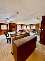 406 Monterey Pl in Mammoth Lakes, CA - Building Photo