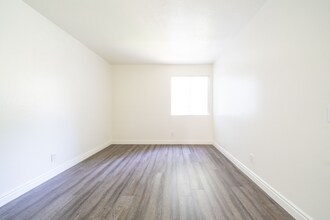 311 Weston Cir in Vista, CA - Building Photo - Building Photo