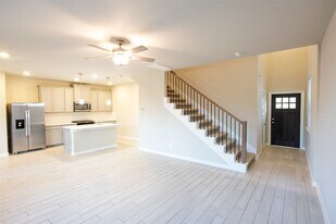 17549 Rosette Grass Dr in The Woodlands, TX - Building Photo