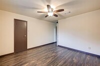 6482 Alisa Ln photo'