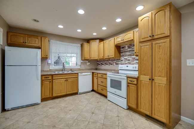 3900 Montevideo Dr in Dayton, OH - Building Photo - Building Photo