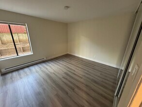 1056 Grand St in South San Francisco, CA - Building Photo - Building Photo