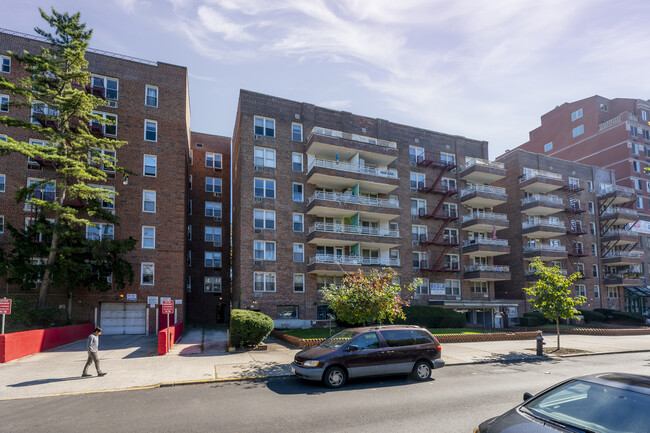 2785 Ocean Pkwy in Brooklyn, NY - Building Photo - Building Photo