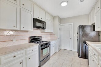 222 Moody St in Houston, TX - Building Photo - Building Photo