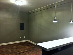 5737 Kentucky Ave in Pittsburgh, PA - Building Photo - Building Photo