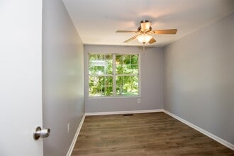 15725 Ebony Ct in Bowie, MD - Building Photo - Building Photo