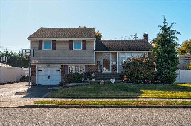 property at 20 Gates Ave