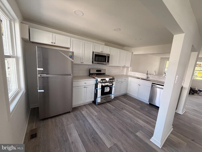 property at 1235 Elson Rd