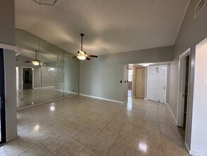 1024 S Independence Dr, Unit 1024A in Homestead, FL - Building Photo - Building Photo