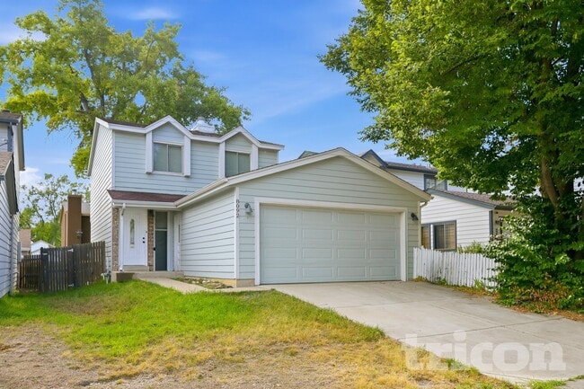 property at 8092 Lee Ct