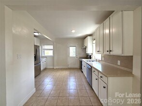 2520 Brentwood Pl in Charlotte, NC - Building Photo - Building Photo