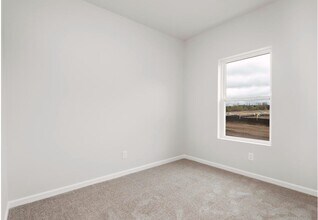 413 Redwood St N in Cambridge, MN - Building Photo - Building Photo