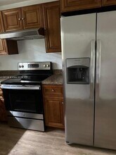 220 NW 7th Ave in Miami, FL - Foto de edificio - Building Photo