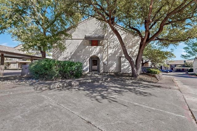 4535 N O'Connor Rd in Irving, TX - Foto de edificio - Building Photo