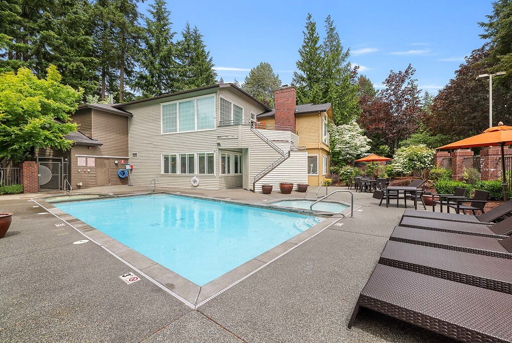 Parkwood at Mill Creek in Mill Creek, WA - Foto de edificio