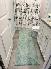 8 Sourwood Cir in Worcester, MA - Building Photo - Building Photo