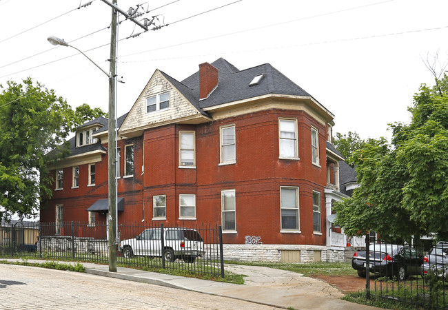 1221 Laurel in Knoxville, TN - Foto de edificio - Building Photo