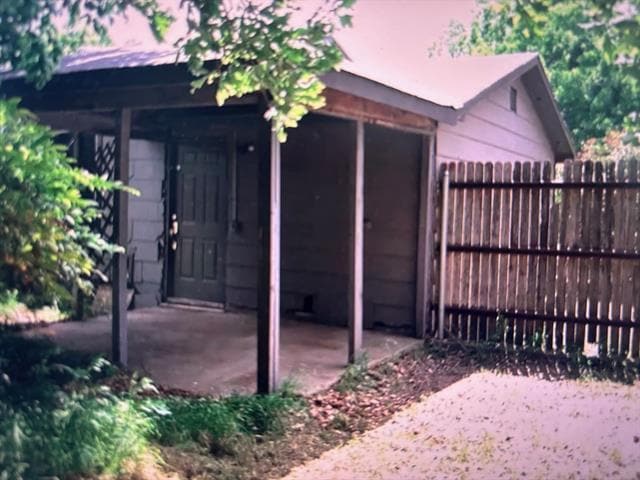 507 Hodge St in Bowie, TX - Building Photo - Building Photo
