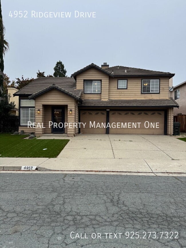 4952 Ridgeview Dr in Antioch, CA - Building Photo - Building Photo